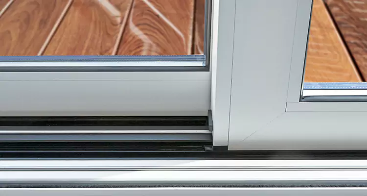 Patio Doors Leaking Water Issue Repair Services in Brandon, FL