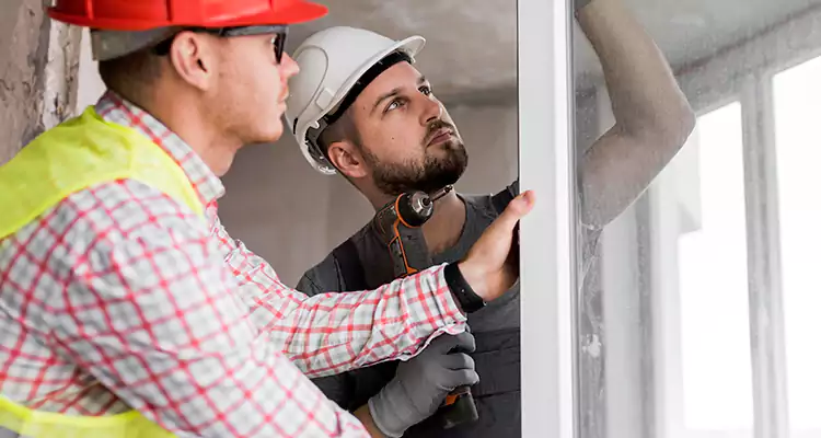 Sliding Patio Door Sticking? Expert Repair in Brandon, FL.
