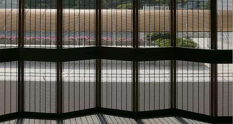 Front Screen Door Repair in Brandon, FL